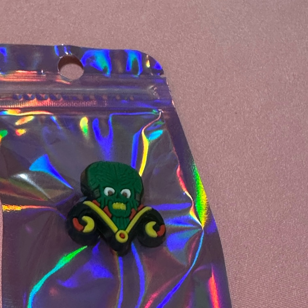 Croc charm